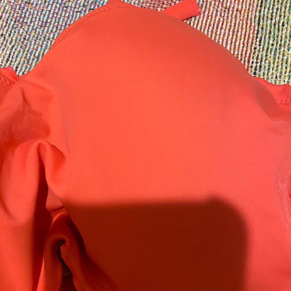 Floral and Leopard Print Bikini Tops Bundle of (6) - Picture 4 of 7